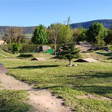Lignes de jump, pumptack, bac à mousse, bike park