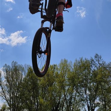 Millau : cours de VTT en Bike park pour enfants et adultes