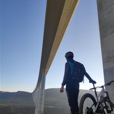 Cours VTT adultes, groupes filles, tous niveaux, Millau