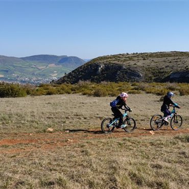 Stages VTT enfants, jeux sur bike park, balades